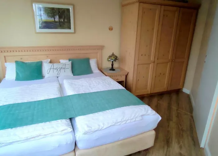 Ostseetraum-sellin * Sellin (Rugen)