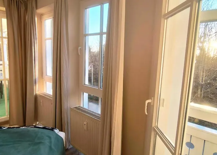 Ostseetraum-sellin * Sellin (Rugen)